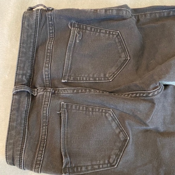 Black jeans with rips in the knees! - Picture 2 of 5